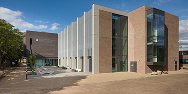 新加坡管理发展学院vs南洋理工(NTU)：选私立还是公立？