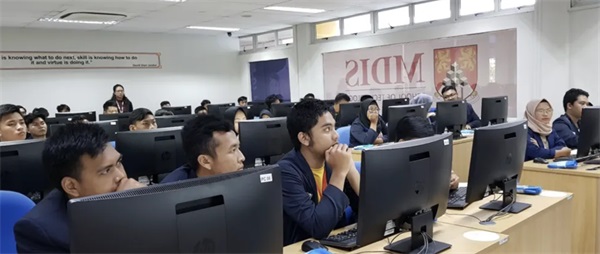 全面解析｜新加坡管理发展学院费用全解析：一年到底要花多少钱？